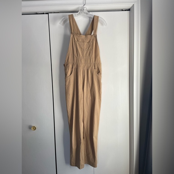 Carly Jean Los Angeles Tan Jumpsuit - Picture 3 of 6
